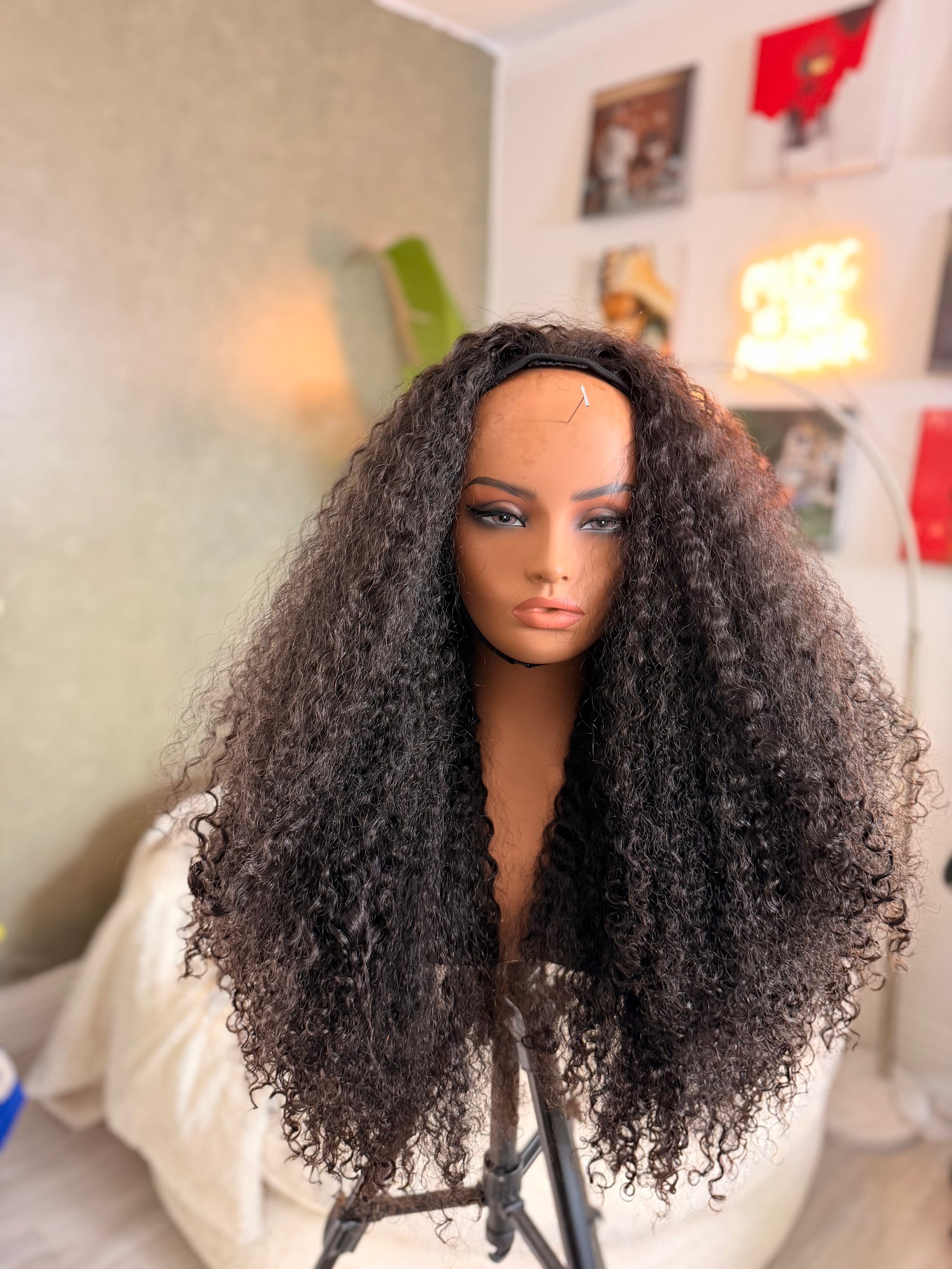 VIRGIN NATURAL CURL- 24 INCH - HALF WIG - BRAND NEW