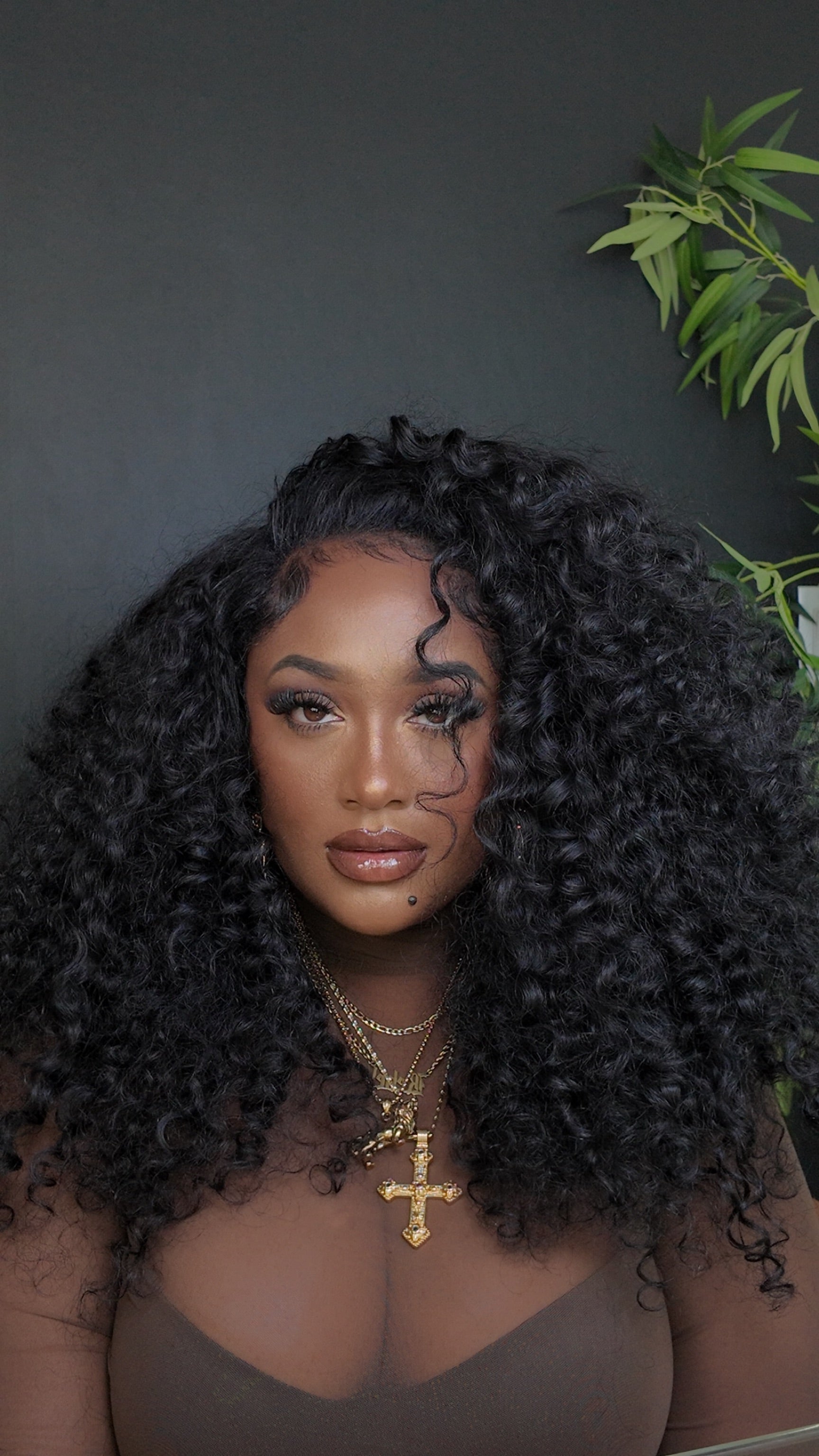 Burmese Curly - V-Part Wig